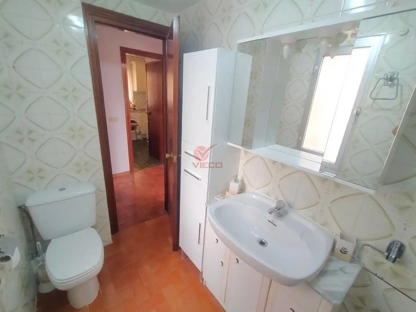 Bathroom of Flat for rent in Cuenca  with Heating and Storage room