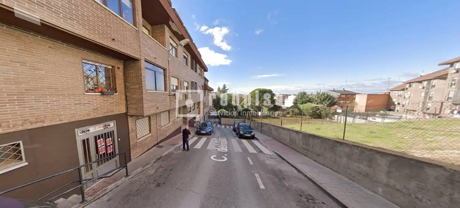 Vista exterior de Pis en venda en Rozas Centro