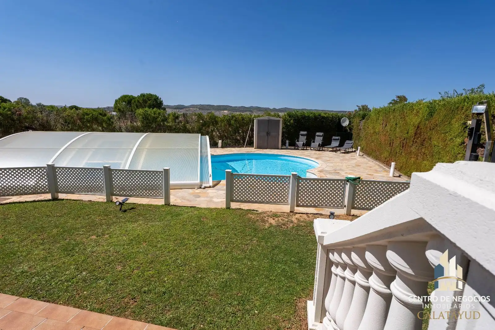 Piscina de Casa o xalet en venda en Calatayud amb Aire condicionat, Calefacció i Parquet