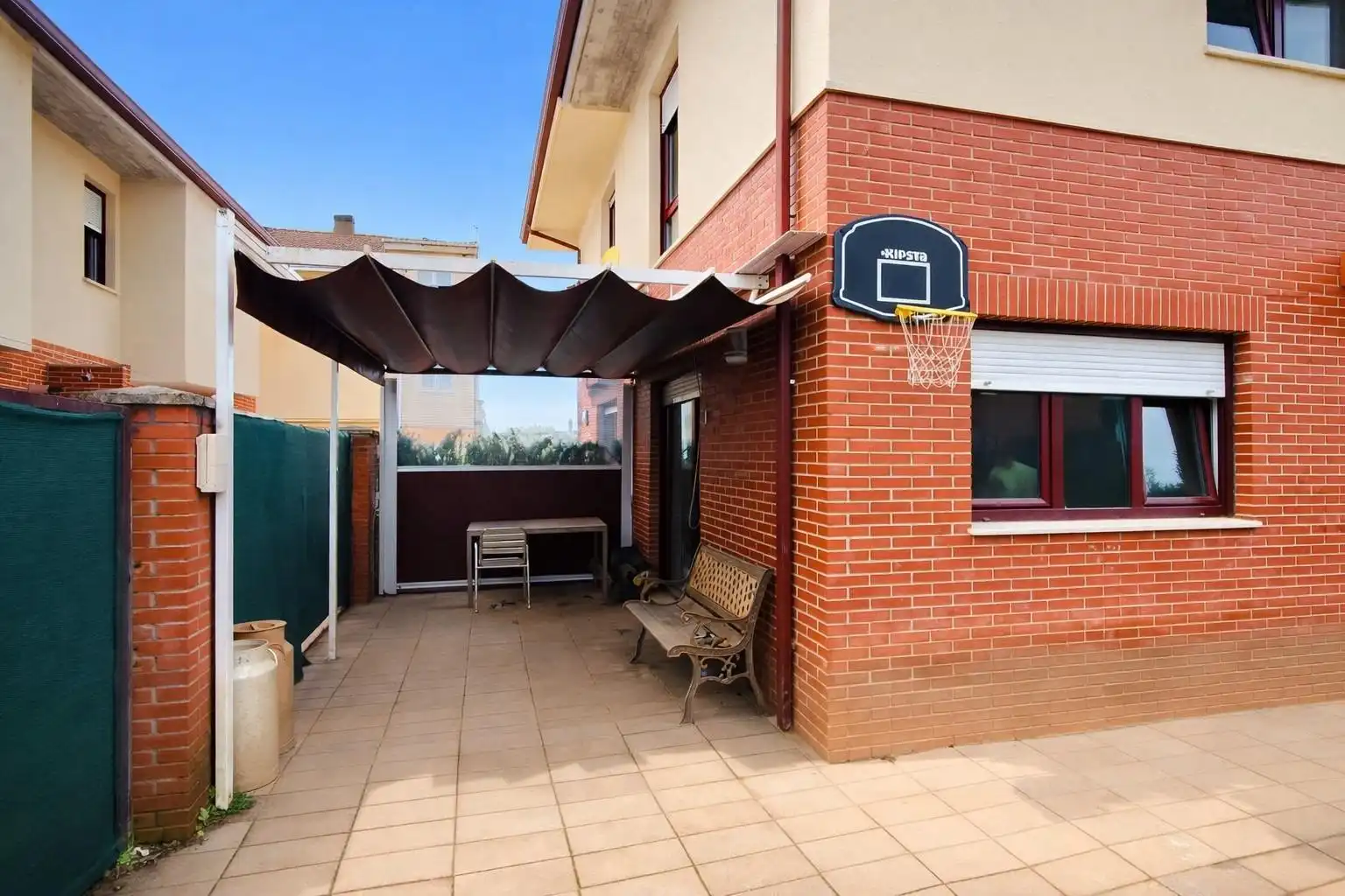 Terraza de Casa adosada en venta en Villaescusa (Cantabria) con Calefacción, Jardín privado y Terraza