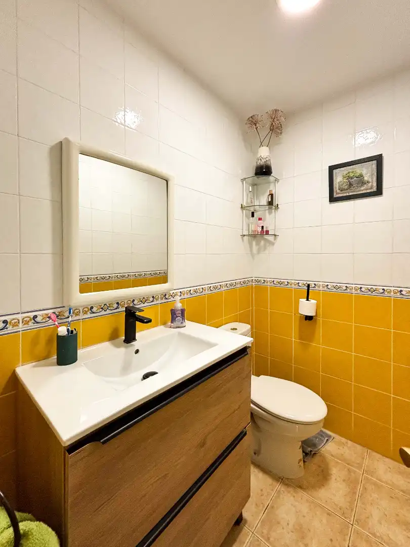 Bathroom of Apartments for sale in Dénia  with Air Conditioner, Heating and Terrace