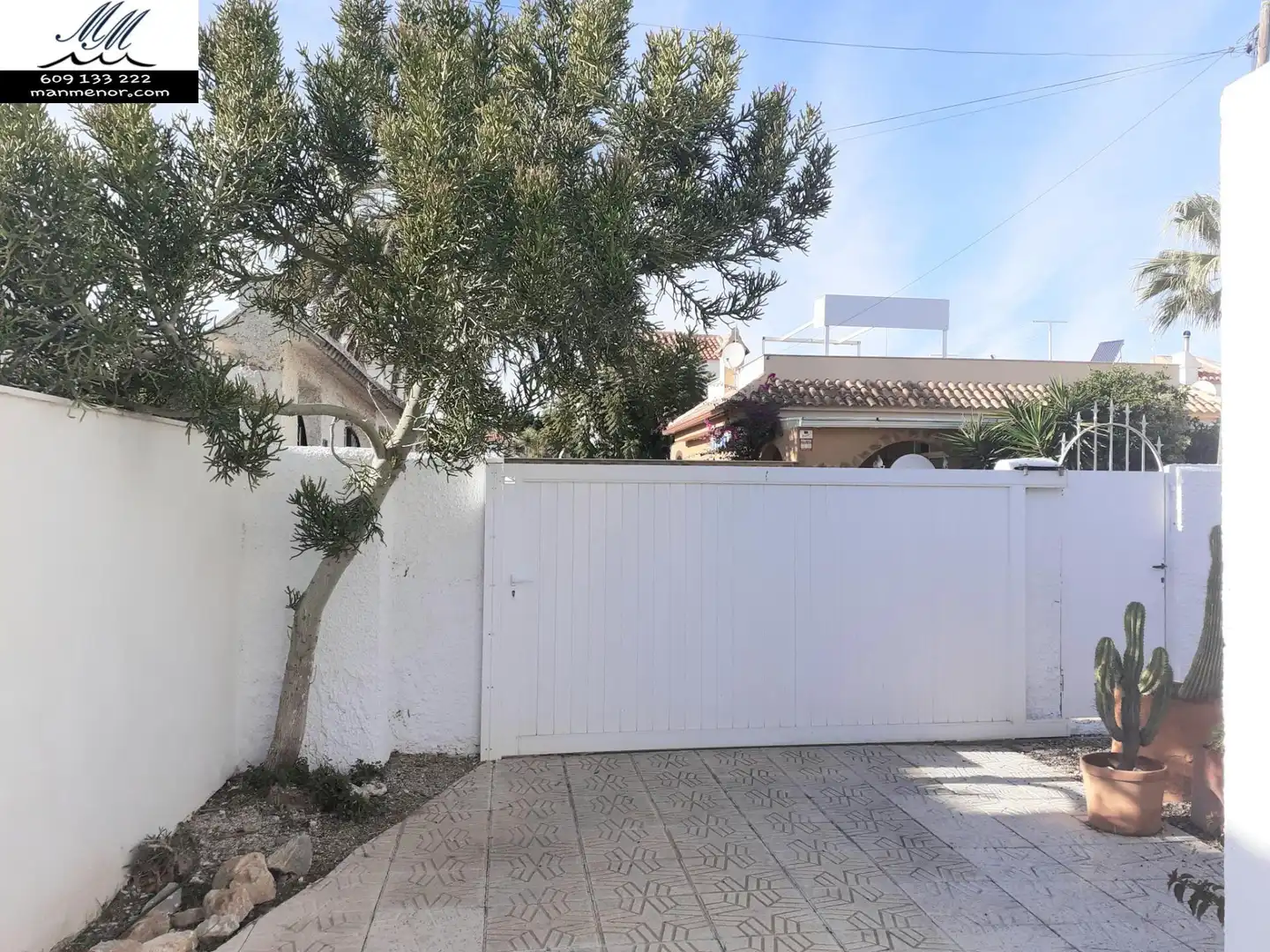 Vista exterior de Casa o xalet en venda en Los Alcázares amb Calefacció, Jardí privat i Terrassa