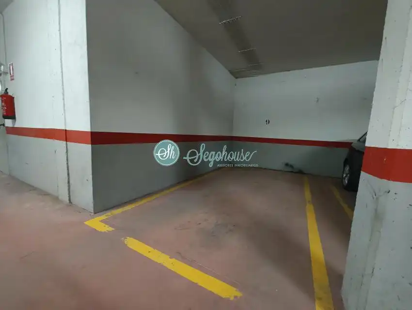 Piso en venta en Torrecaballeros