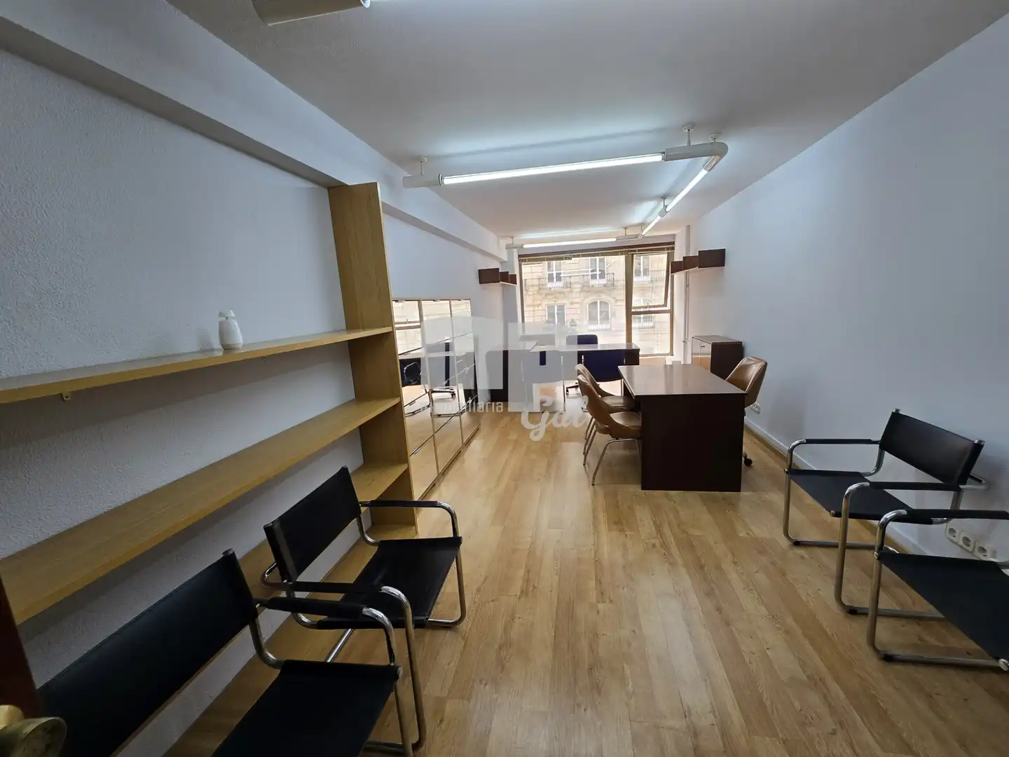 Oficina en venta en Vigo  con Calefacción