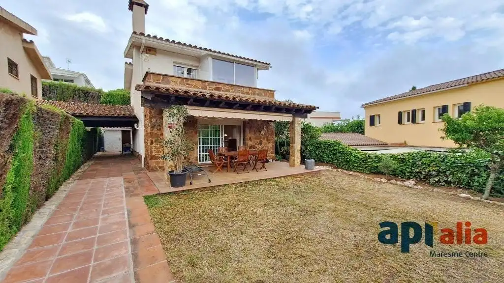 Villa con giardino in vendita a Vilassar de Dalt, imagen 2