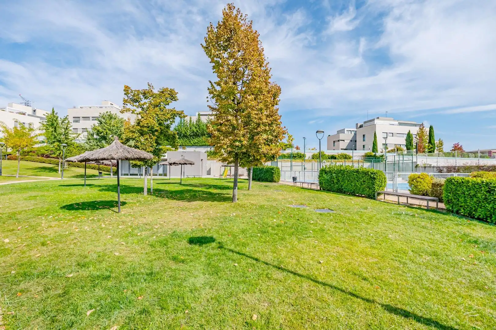 Exterior view of Ground floor for rent in Madrid  with Air Conditioner, Heating and Terrace