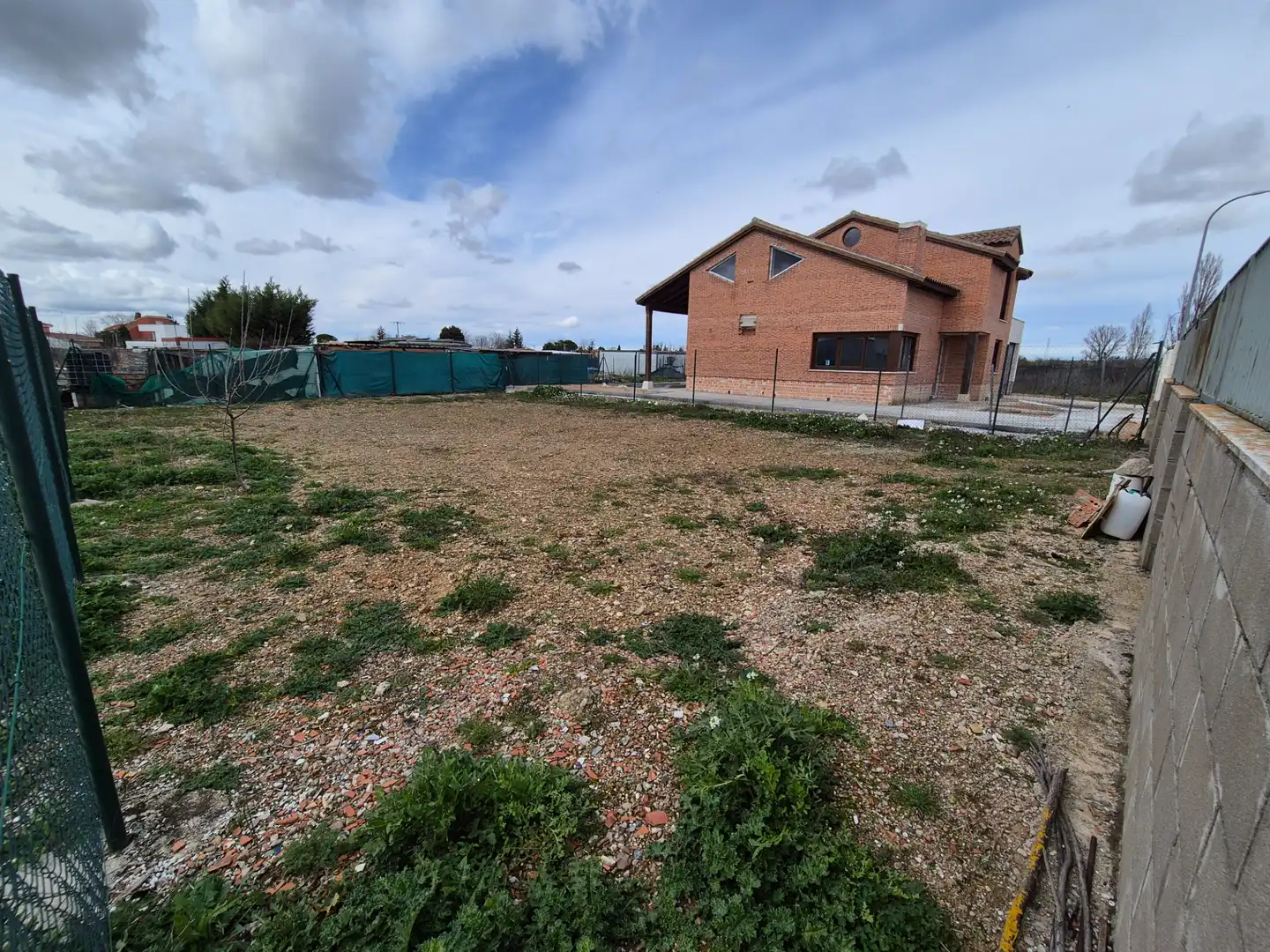 Terreno residencial en venta en Calle del Serrón