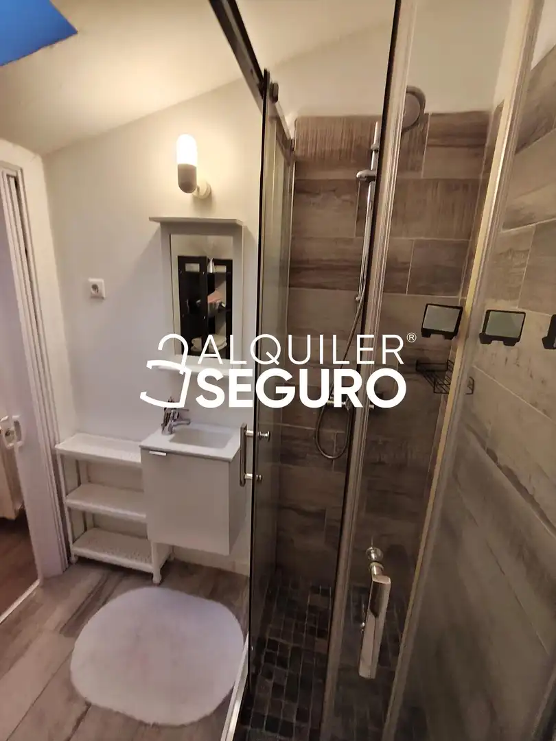 Badezimmer von Wohnung zur Miete in Algete Centro