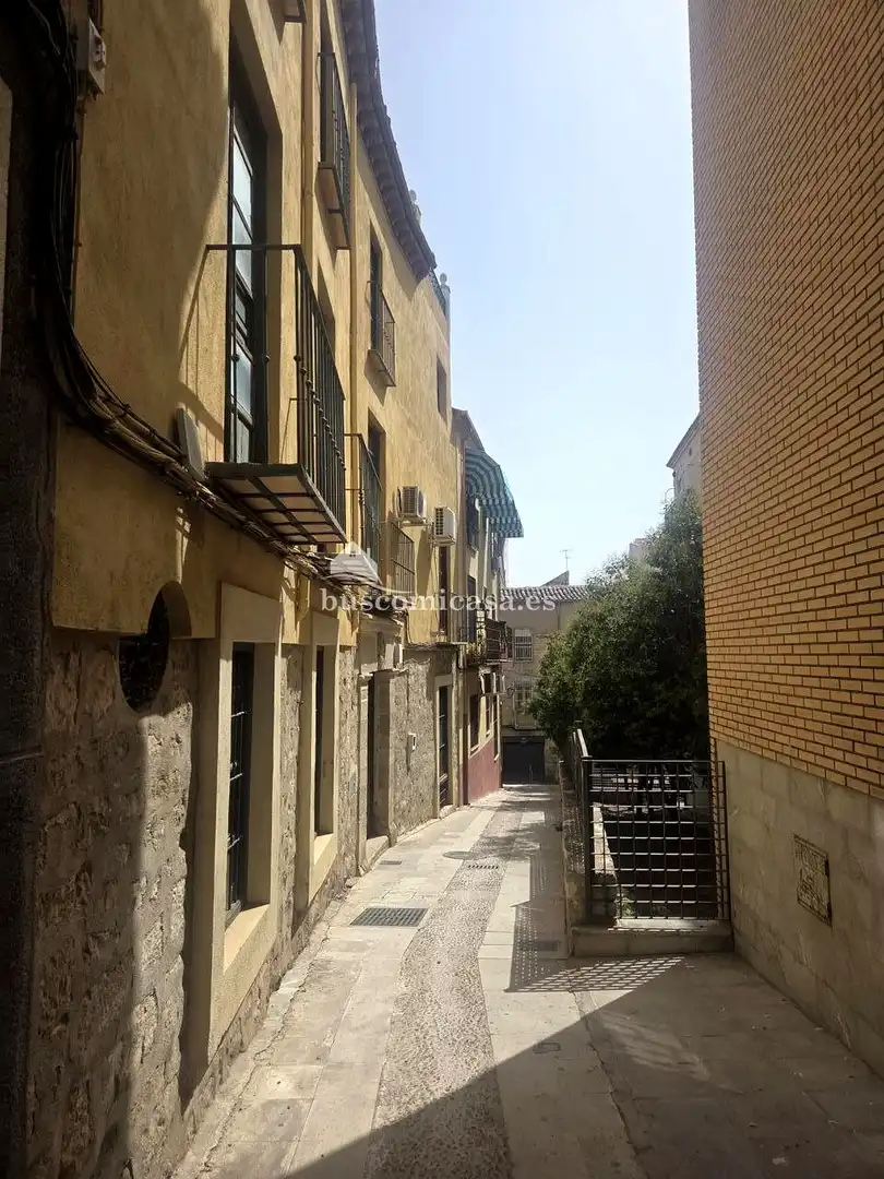 Adossat amb terrassa en venda a Calle Campanas de Santiago 4, imagen 5