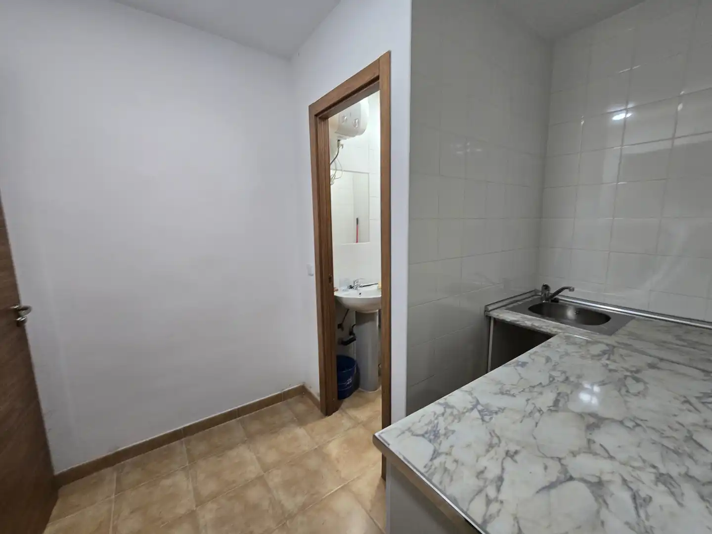 Baño de Local en venta en Leganés