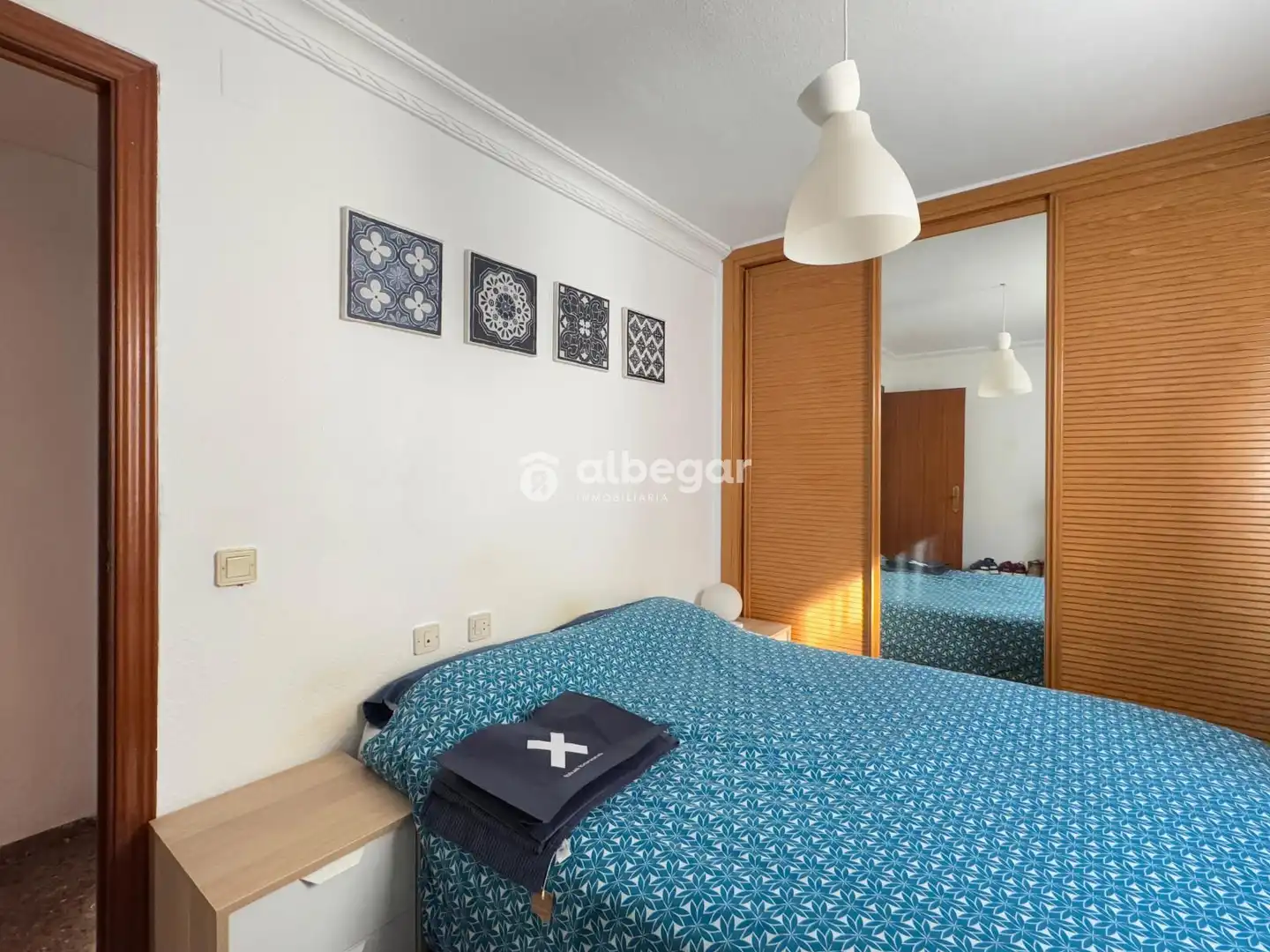 Bedroom of Flat for rent in Paterna  with Air Conditioner, Terrace and Furnished
