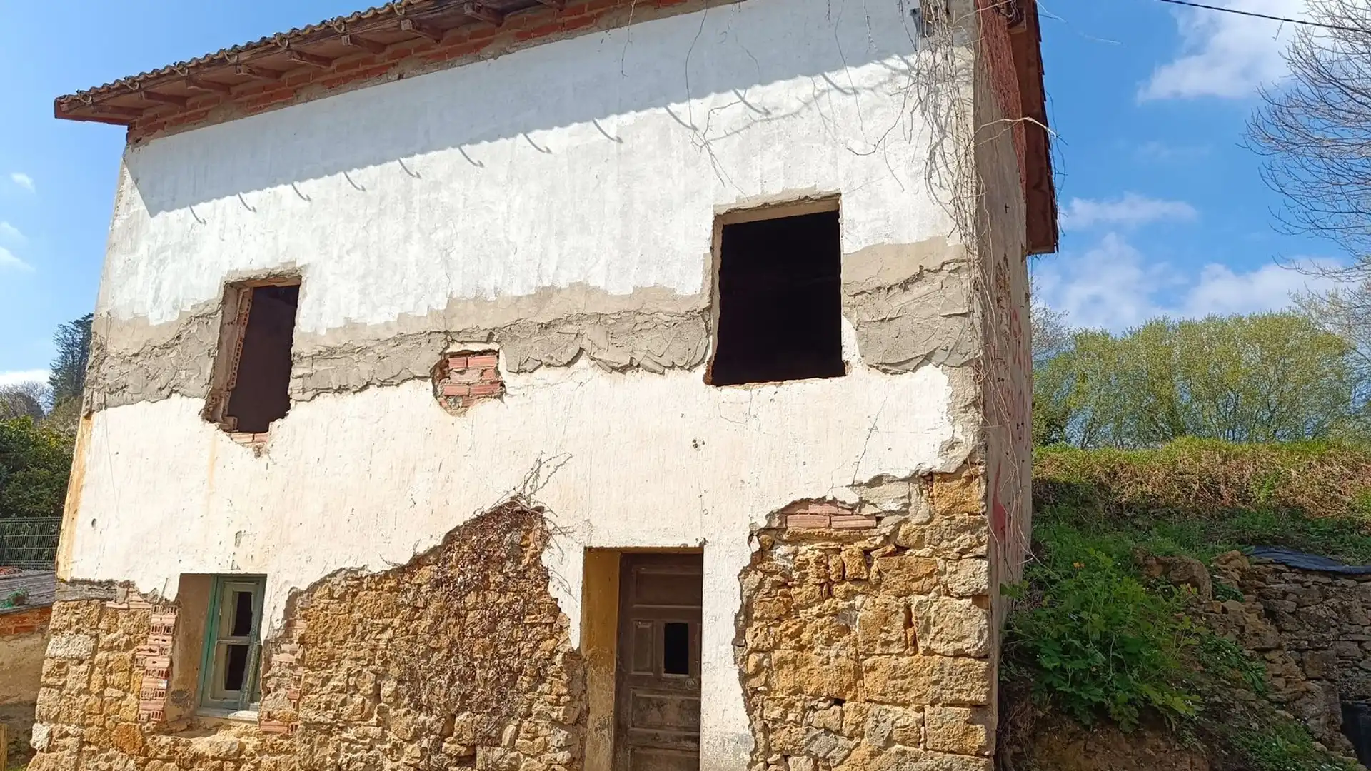 Exterior view of Houses for sale in Siero  with Swimming Pool