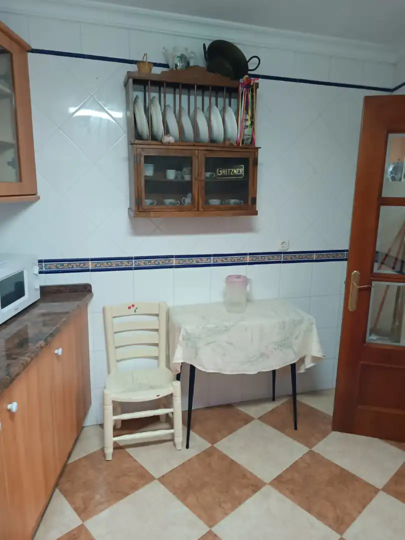 Cuina de Casa adosada en venda en Álora amb Aire condicionat i Terrassa