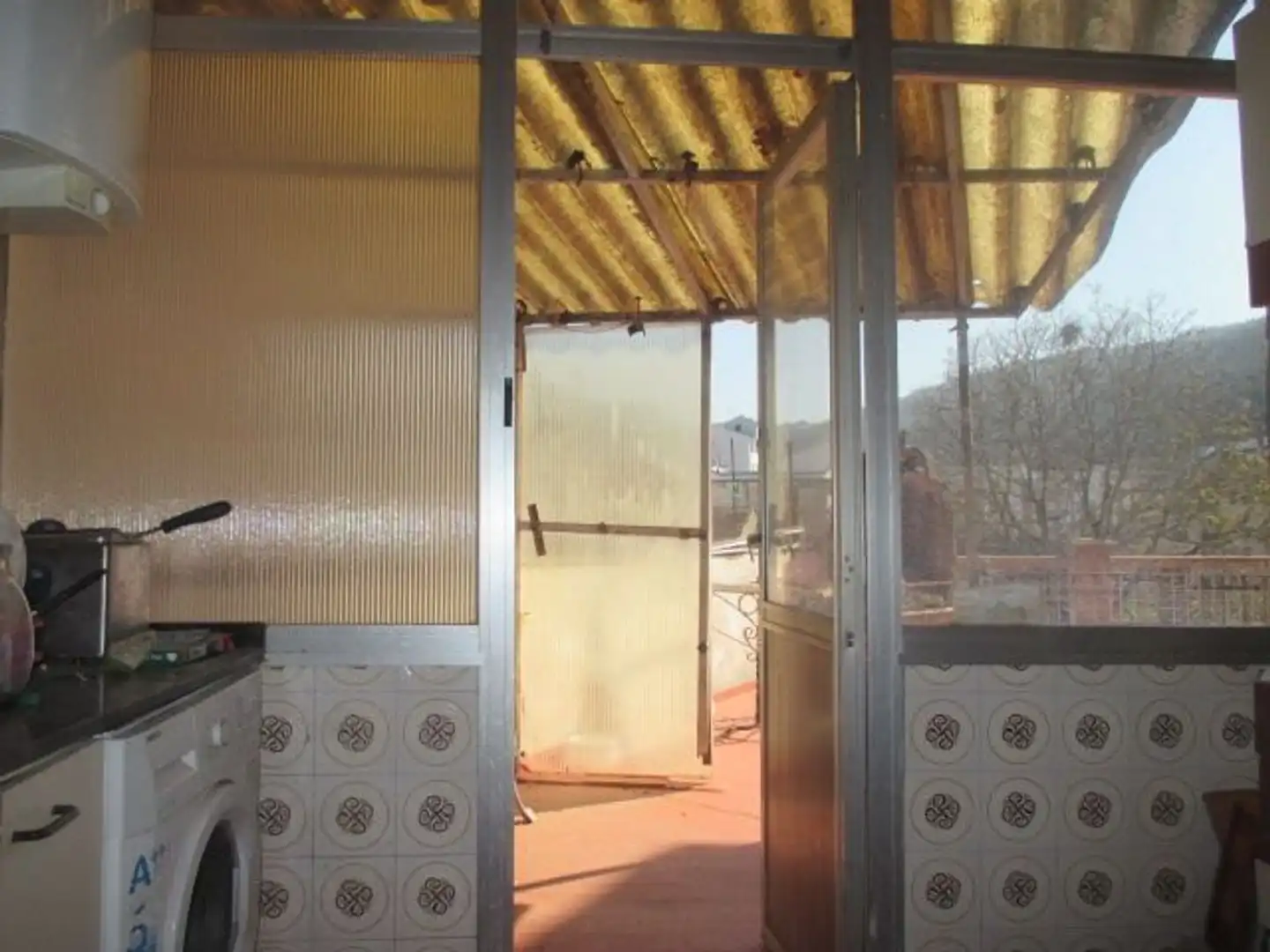 Piso en venta en Vegadeo con Calefacción, Terraza y Trastero