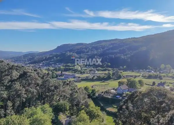 Houses for sale in Tomiño  with Heating, Private garden and Parquet flooring
