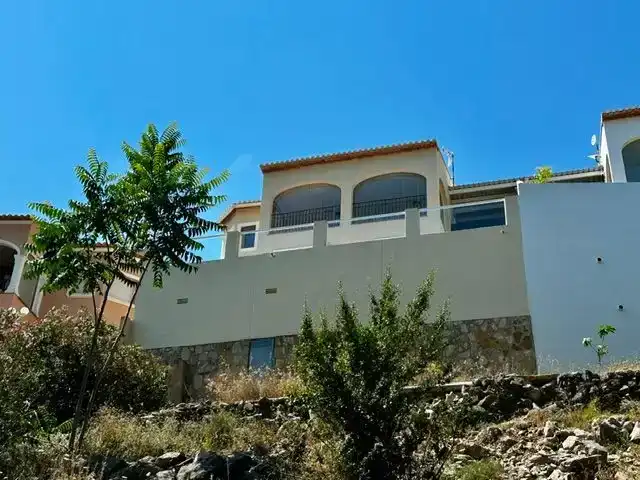 Vista exterior de Piso en venta en La Vall de Laguar, Alicante