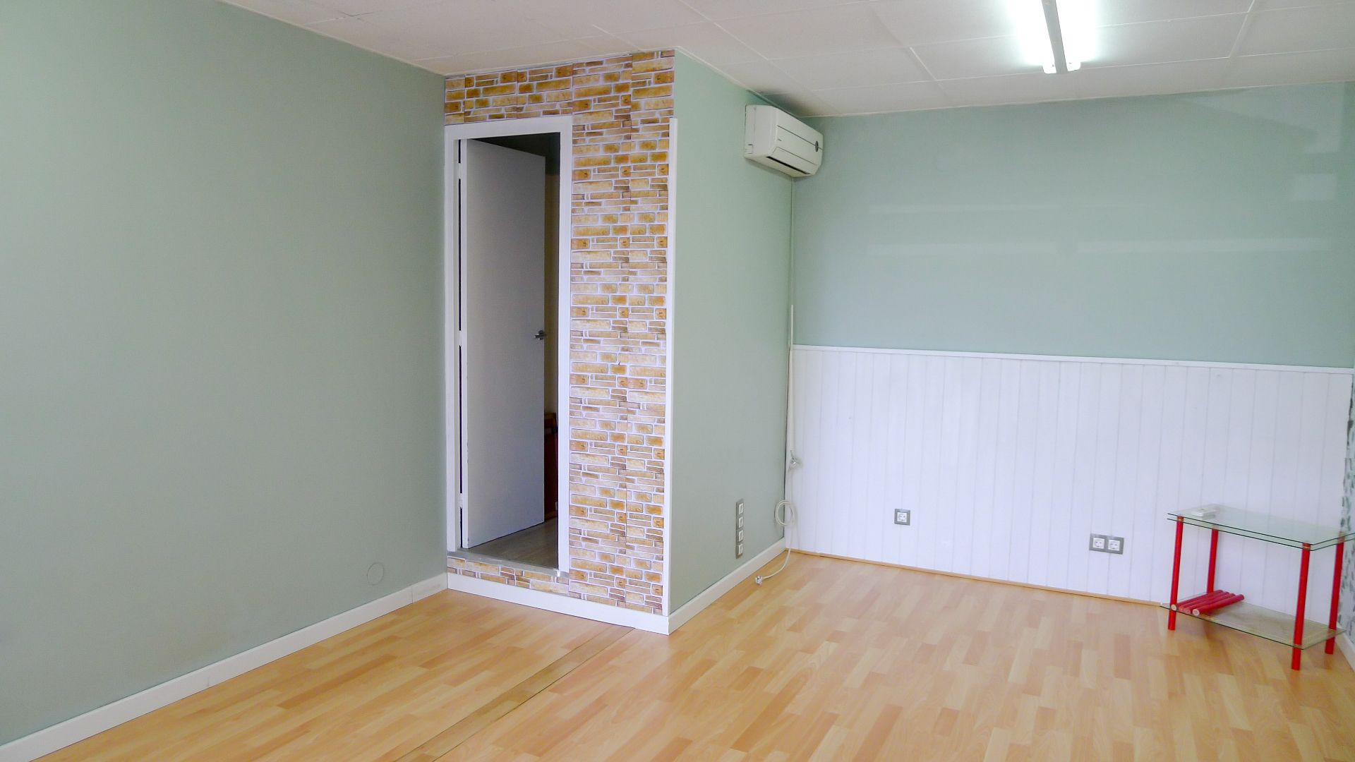 Local de alquiler en Carrer de Sant Casimir, Centre - Cordelles