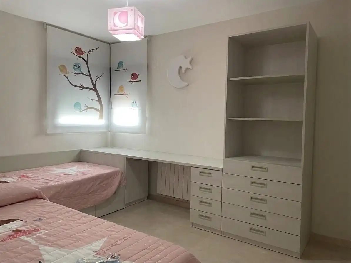 Dormitori de Casa o xalet en venda en Albolote amb Aire condicionat, Terrassa i Piscina