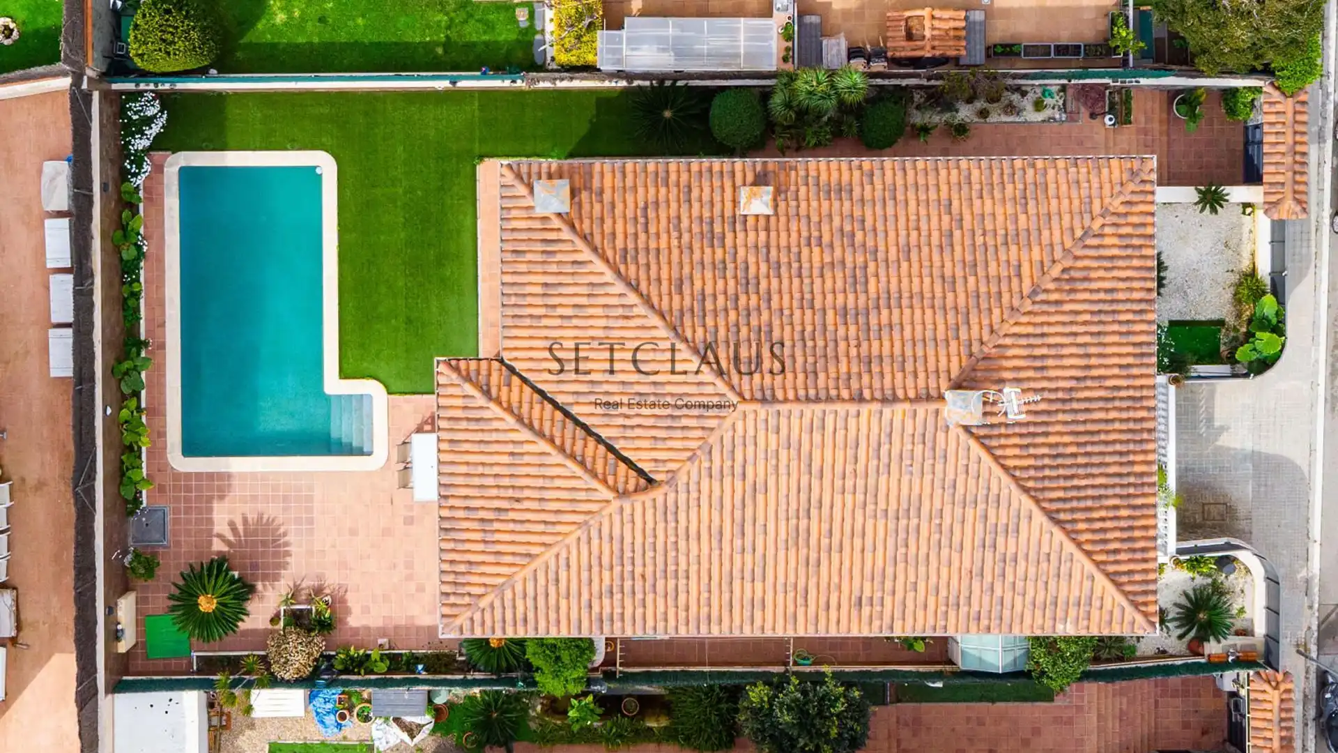 Vista exterior de Casa o chalet en venta en Premià de Dalt con Aire acondicionado, Calefacción y Jardín privado