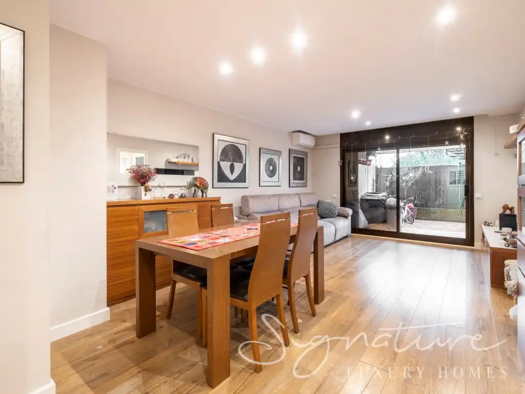 Dining room of Ground floor for sale in Sant Cugat del Vallès  with Air Conditioner and Heating