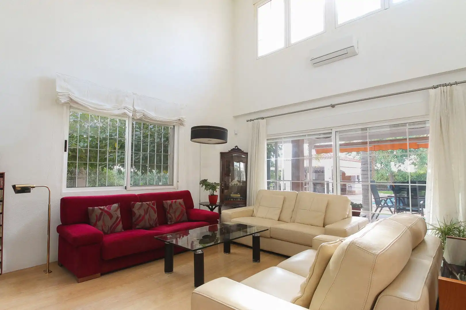 Sala d'estar de Casa o xalet en venda en Alicante / Alacant