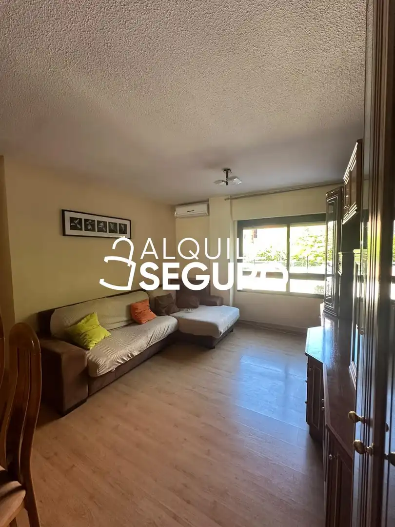 Wohnzimmer von Wohnung zur Miete in Móstoles mit Klimaanlage, Heizung und Schwimmbad