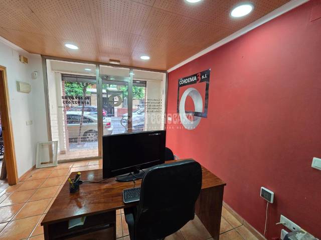 Oficina en Alquiler en Reverendo miguel quiles en Juzgados