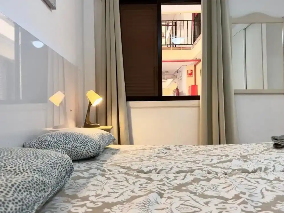 Schlafzimmer von Wohnung zur Miete in Arona mit Privatgarten, Schwimmbad und Möbliert