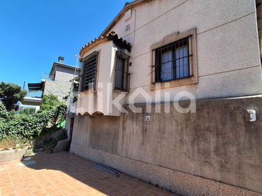 House for sale in Nou Barris