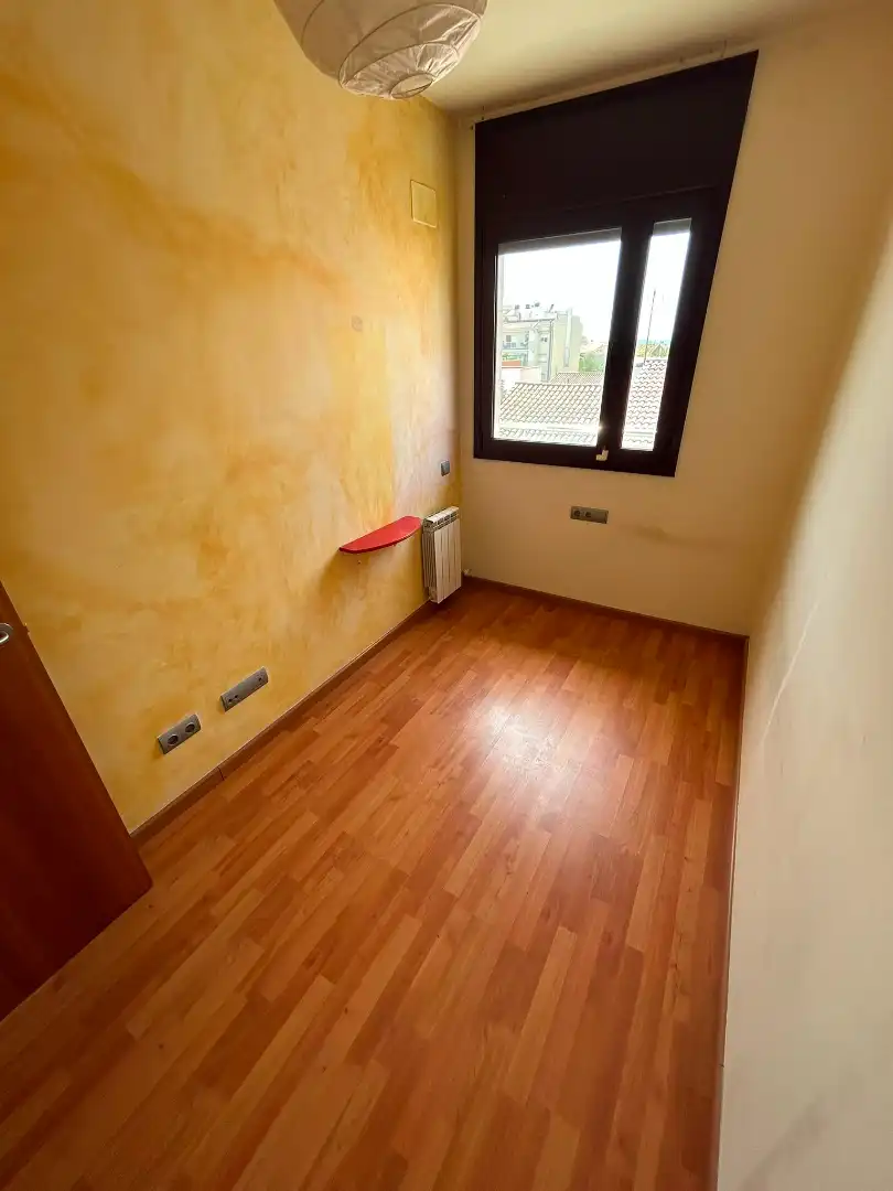 Dormitori de Àtic en venda en Terrassa amb Calefacció, Parquet i Terrassa