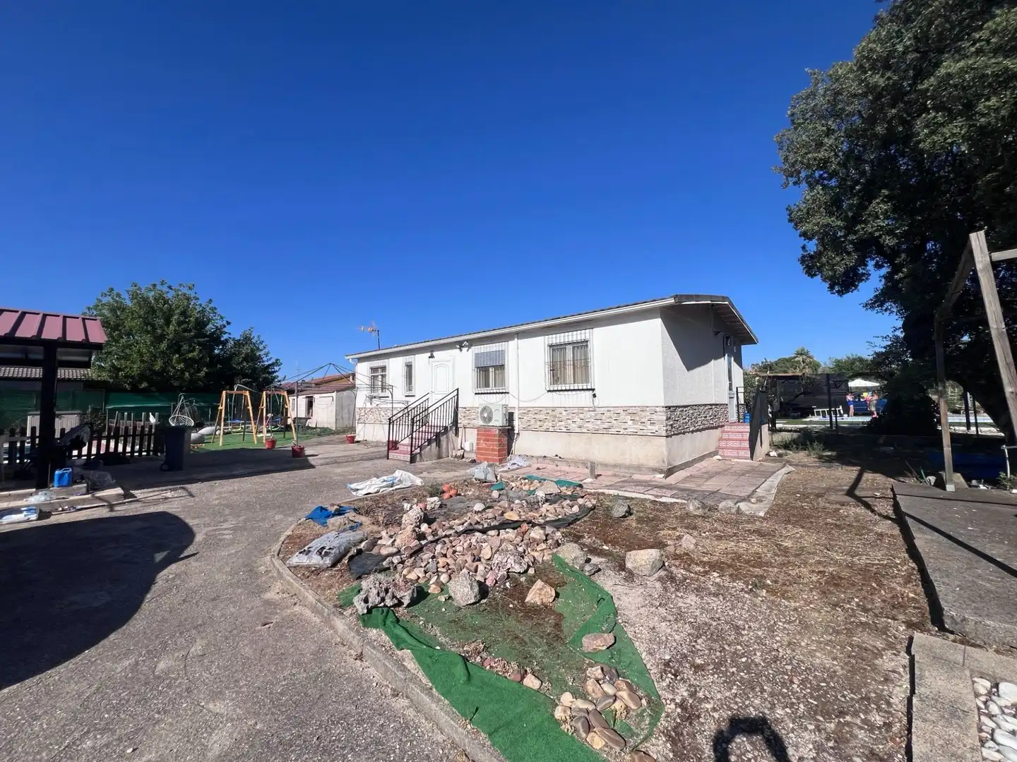 Vista exterior de Casa o chalet en venta en Hormigos con Aire acondicionado, Calefacción y Jardín privado