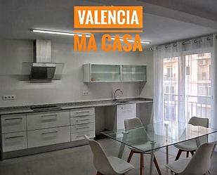 Cuina de Pis de lloguer en  Valencia Capital amb Aire condicionat, Calefacció i Moblat