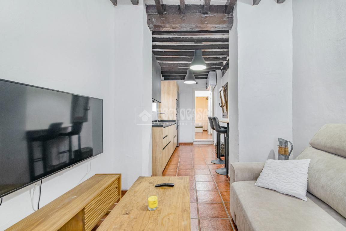 Living room of Flat for sale in  Granada Capital  with Air Conditioner, Heating and Terrace