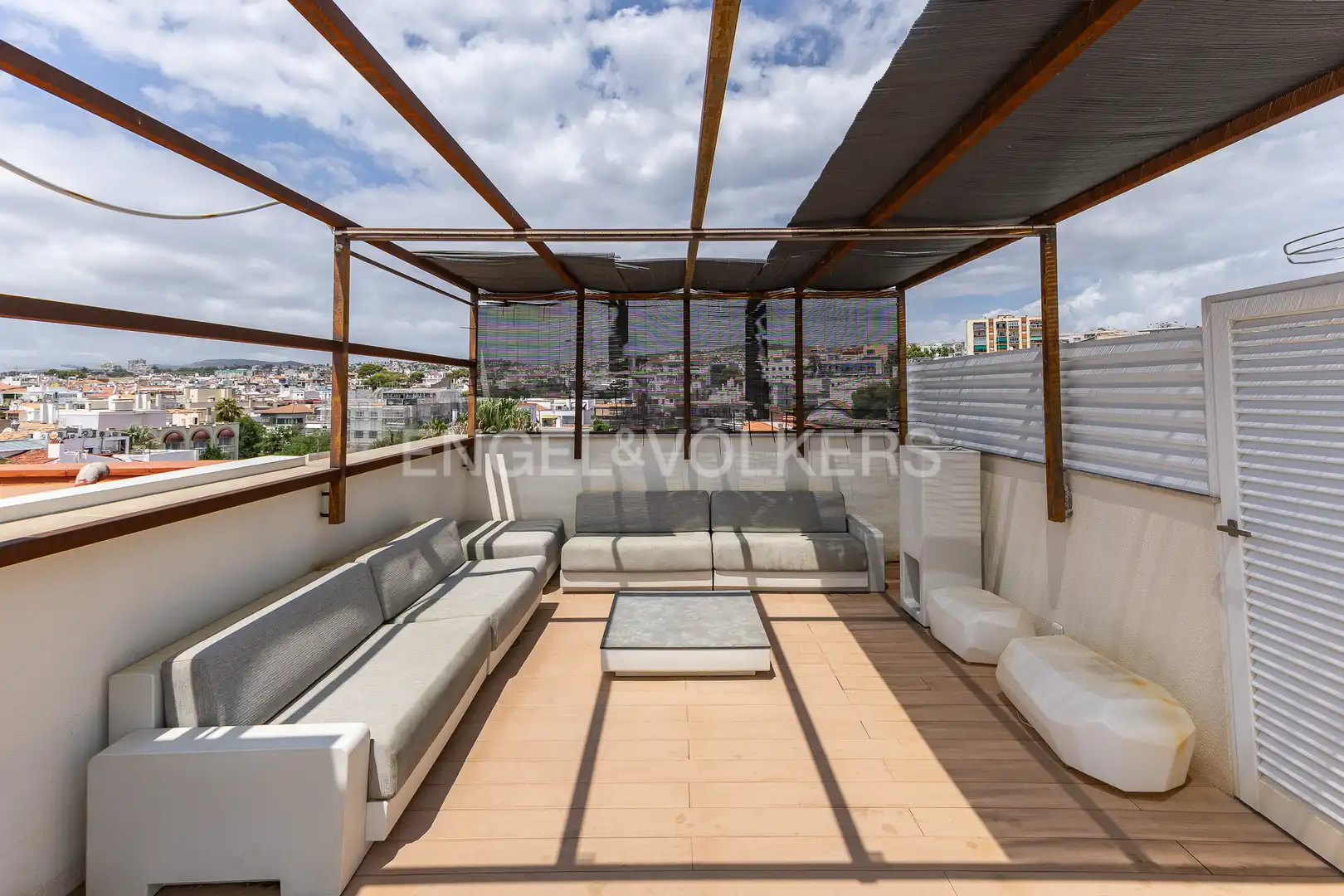 Terrace of Duplexes for sale in Sitges  with Air Conditioner, Heating and Parquet flooring