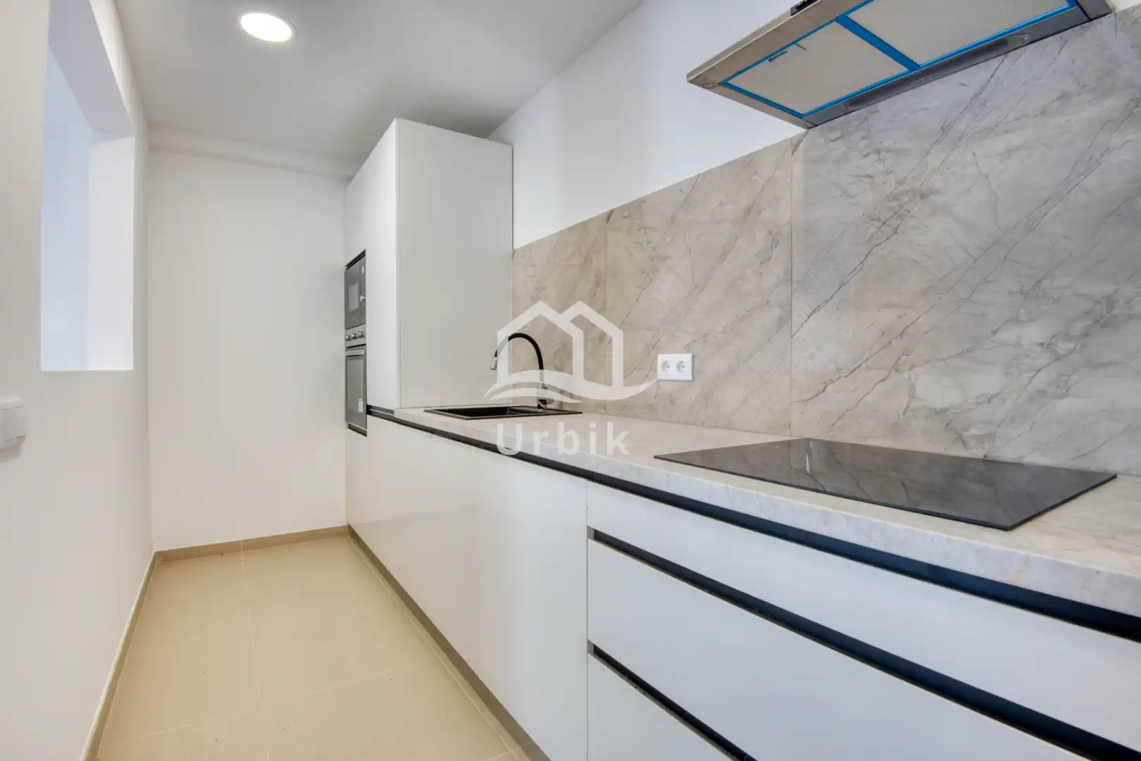 Cuina de Casa o xalet en venda en Palamós amb Aire condicionat, Calefacció i Jardí privat