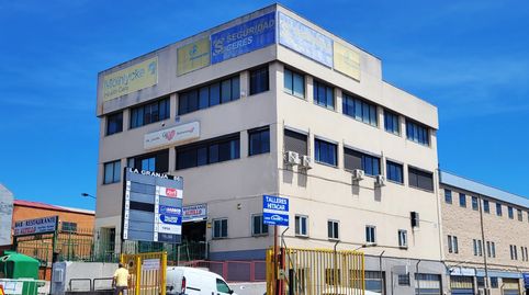 Foto 2 de Oficina en venta en Calle de la Granja, 86, Zona Industrial, Alcobendas