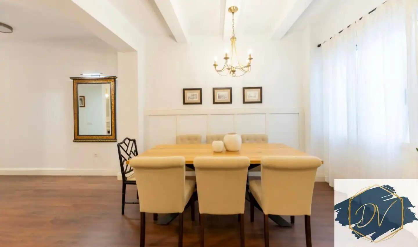 Flat with terrace for sale in Calle de Jesús y María, imagen 8