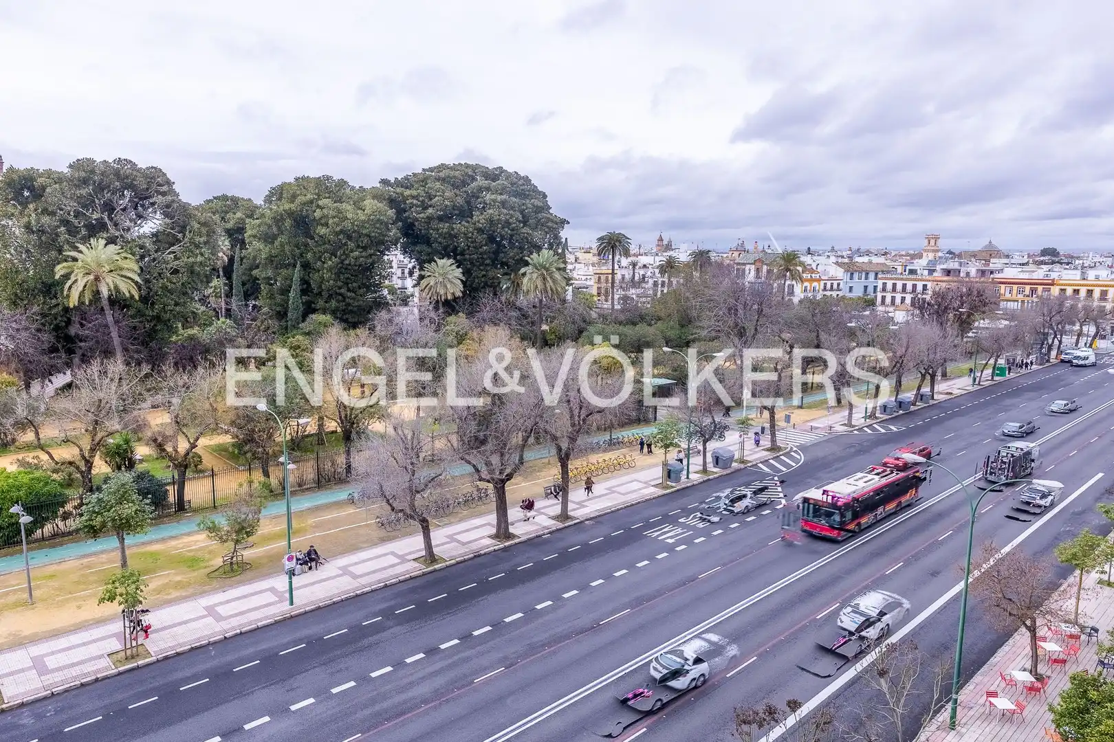 Vista exterior de Piso en venta en Sevilla con Aire acondicionado y Calefacción