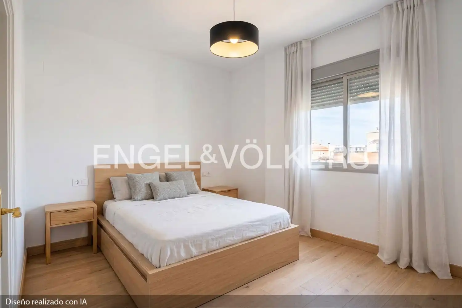 Bedroom of Flat for sale in Sevilla  with Air Conditioner, Heating and Terrace