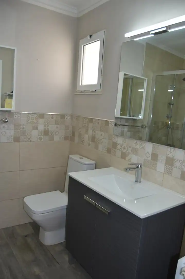 Bathroom of Detached homes for sale in L'Eliana  with Air Conditioner, Heating and Private garden