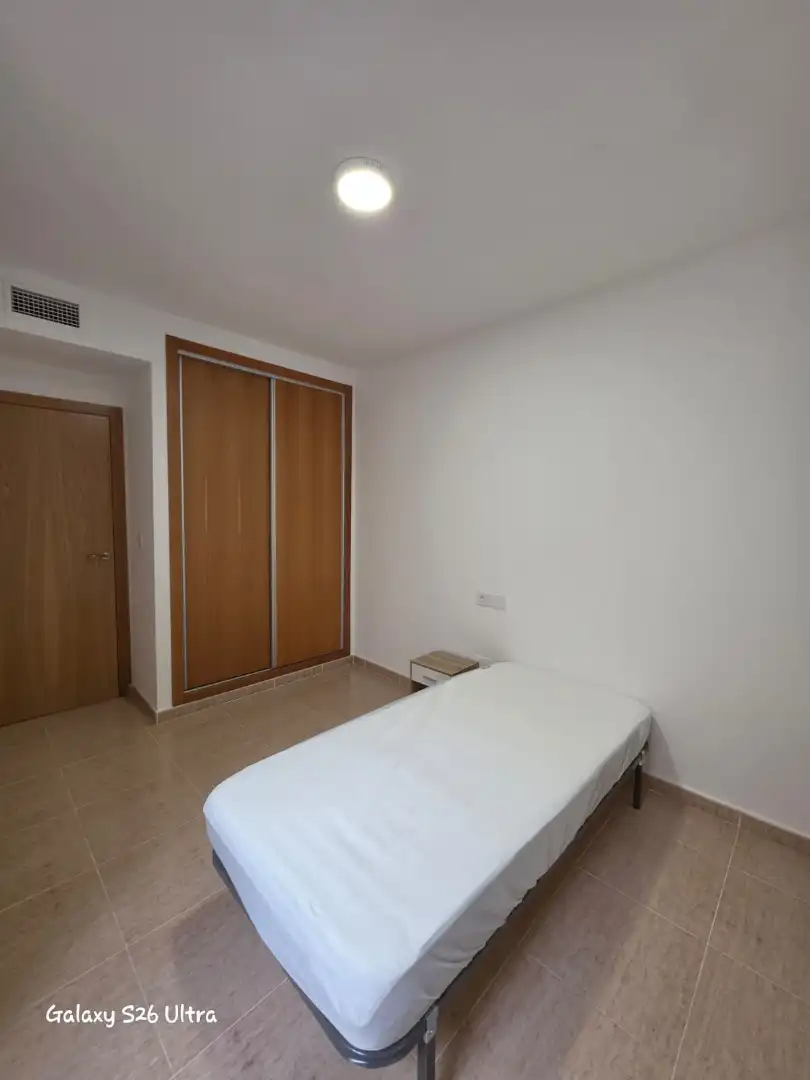 Habitación de Casa o chalet de alquiler en Albatera con Terraza, Trastero y Amueblado