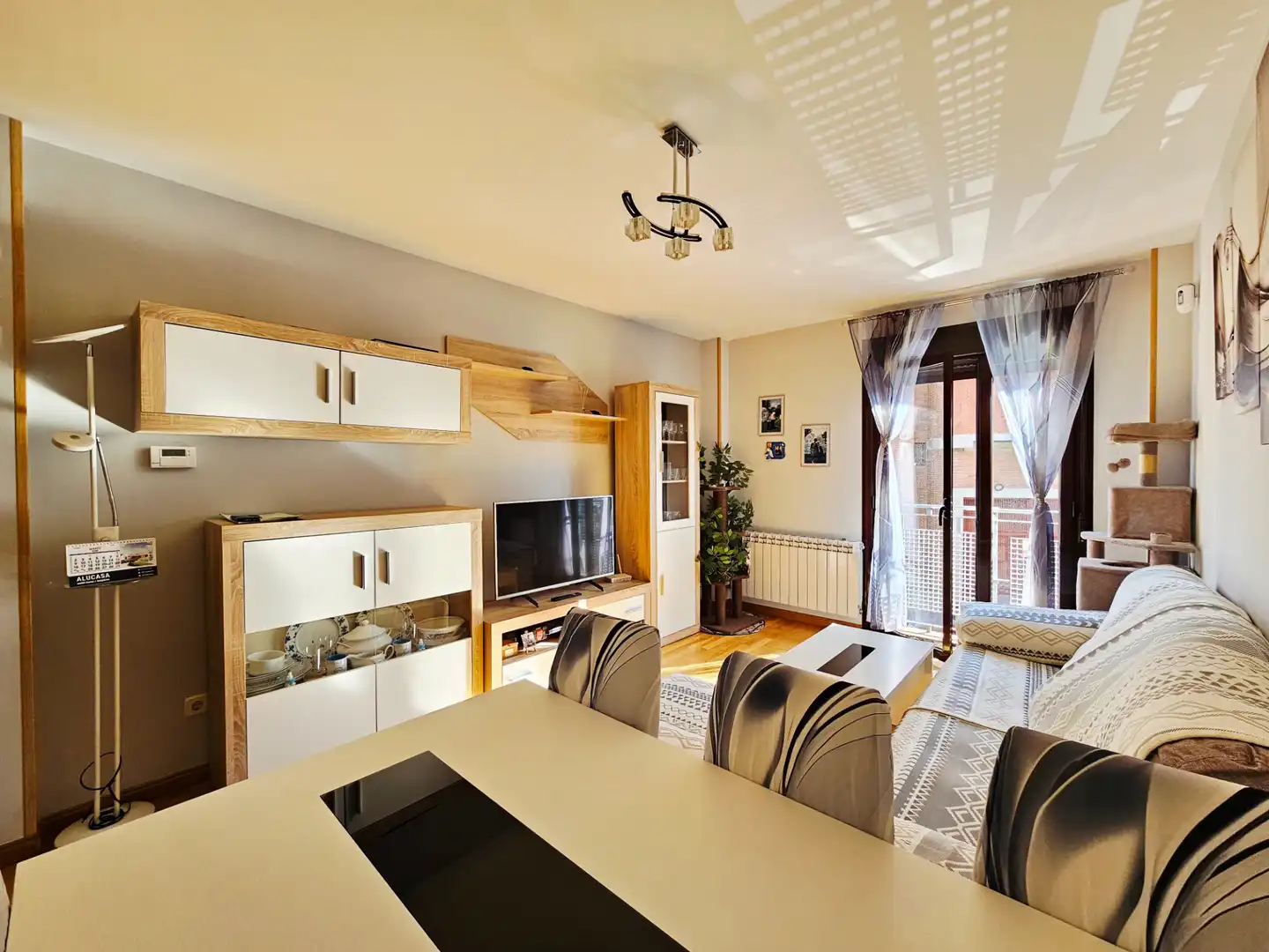 Sala d'estar de Dúplex en venda en Guadarrama amb Calefacció, Parquet i Traster