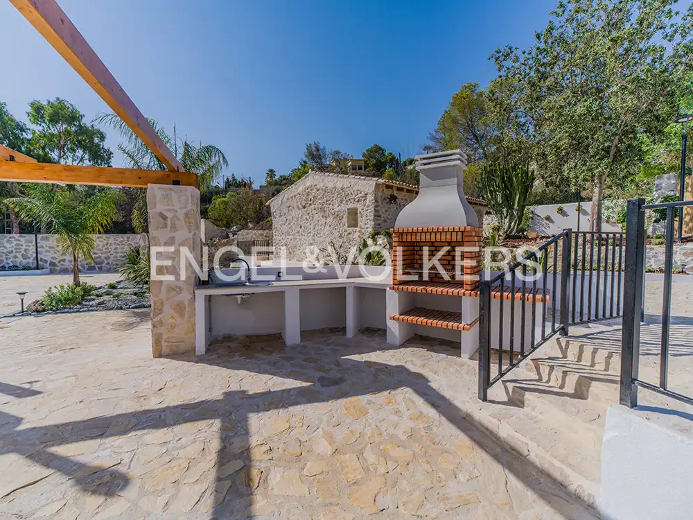 Terrassa de Casa o xalet en venda en El Campello amb Aire condicionat, Calefacció i Jardí privat