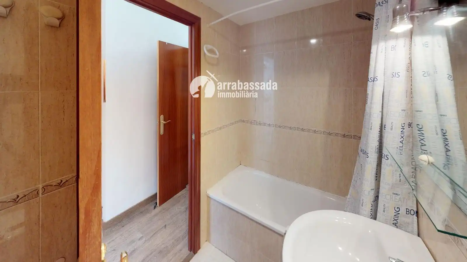 Baño de Piso en venta en Cambrils con Aire acondicionado, Calefacción y Terraza