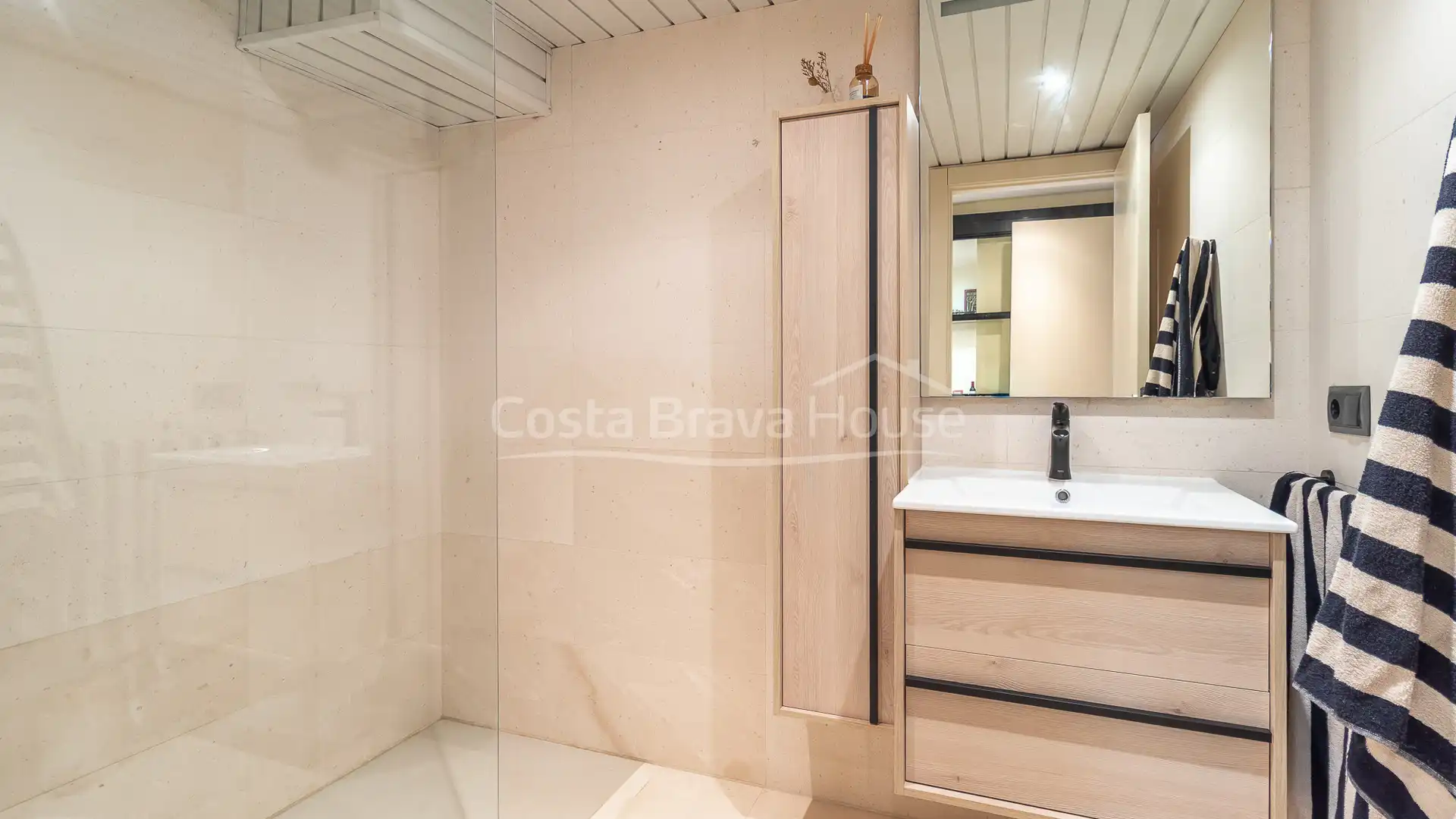 Bathroom of Houses for sale in Pals  with Air Conditioner, Heating and Private garden