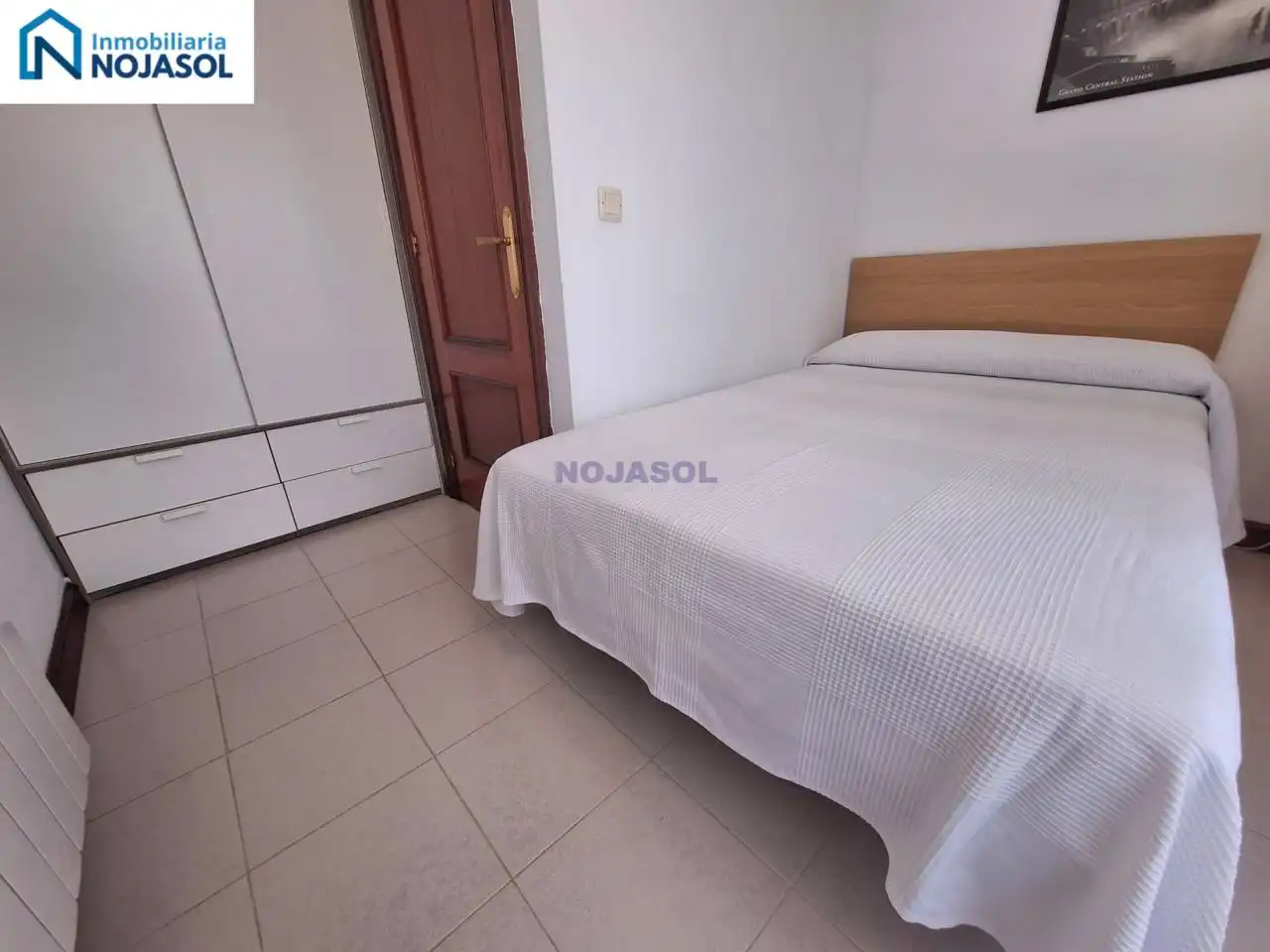 Habitación de Apartamento de alquiler en Noja con Calefacción, Terraza y Amueblado