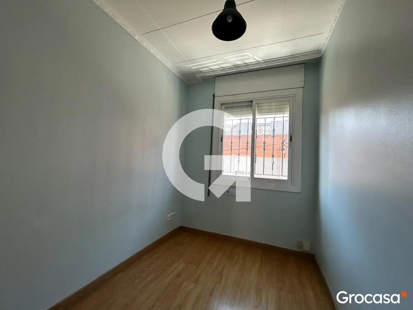 Bedroom of Flat for sale in Mataró  with Air Conditioner, Terrace and Storage room