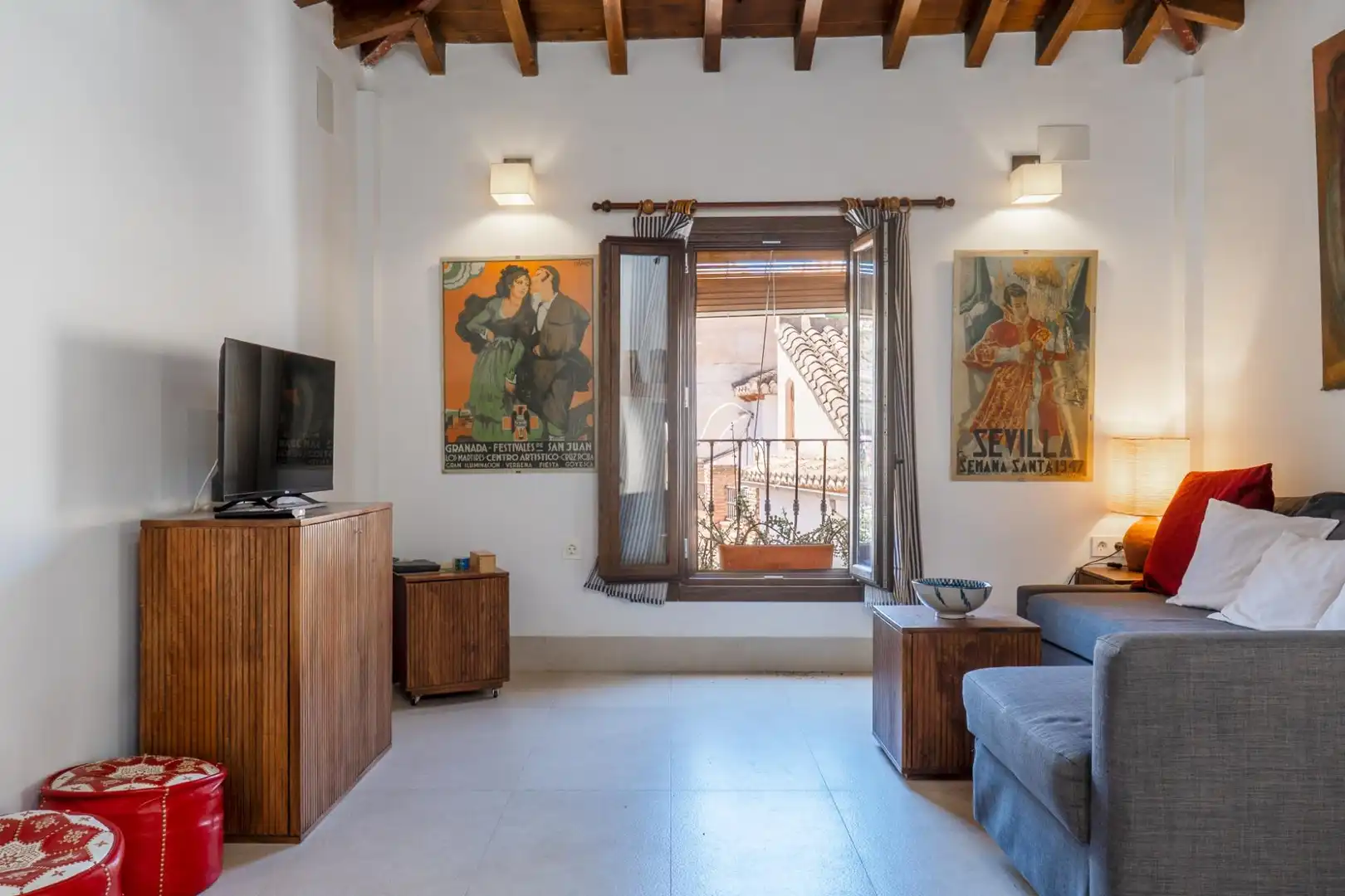 Living room of Houses for sale in Granada  with Air Conditioner, Terrace and Furnished