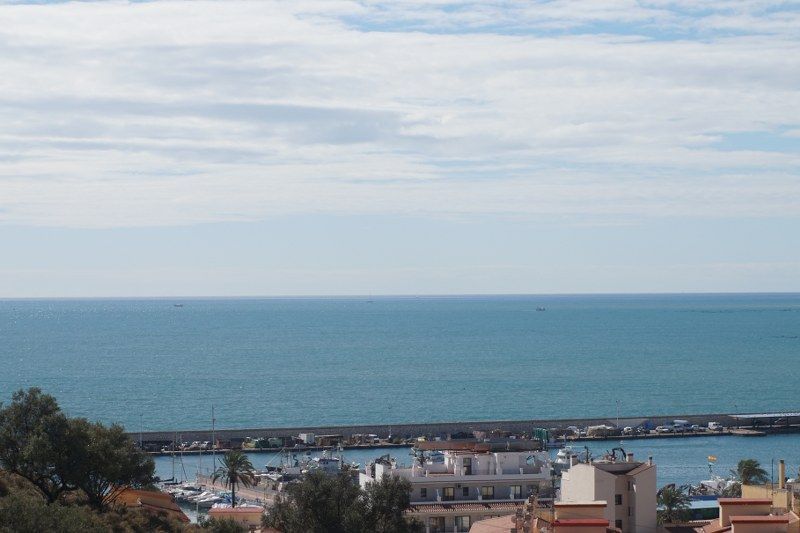 Vista exterior de Casa o chalet en venta en Vélez-Málaga con Aire acondicionado, Terraza y Trastero