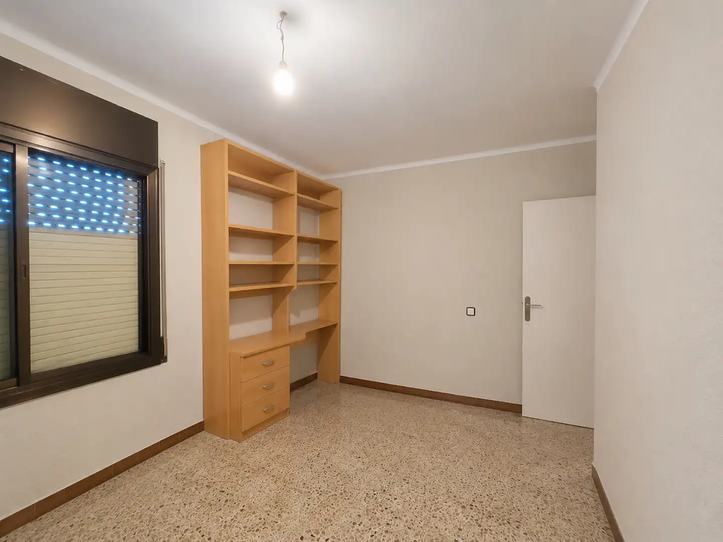 Habitación de Piso en venta en Rubí con Calefacción, Terraza y Amueblado